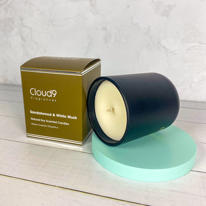 Sandalwood &amp; White Musk Scented Candle Large